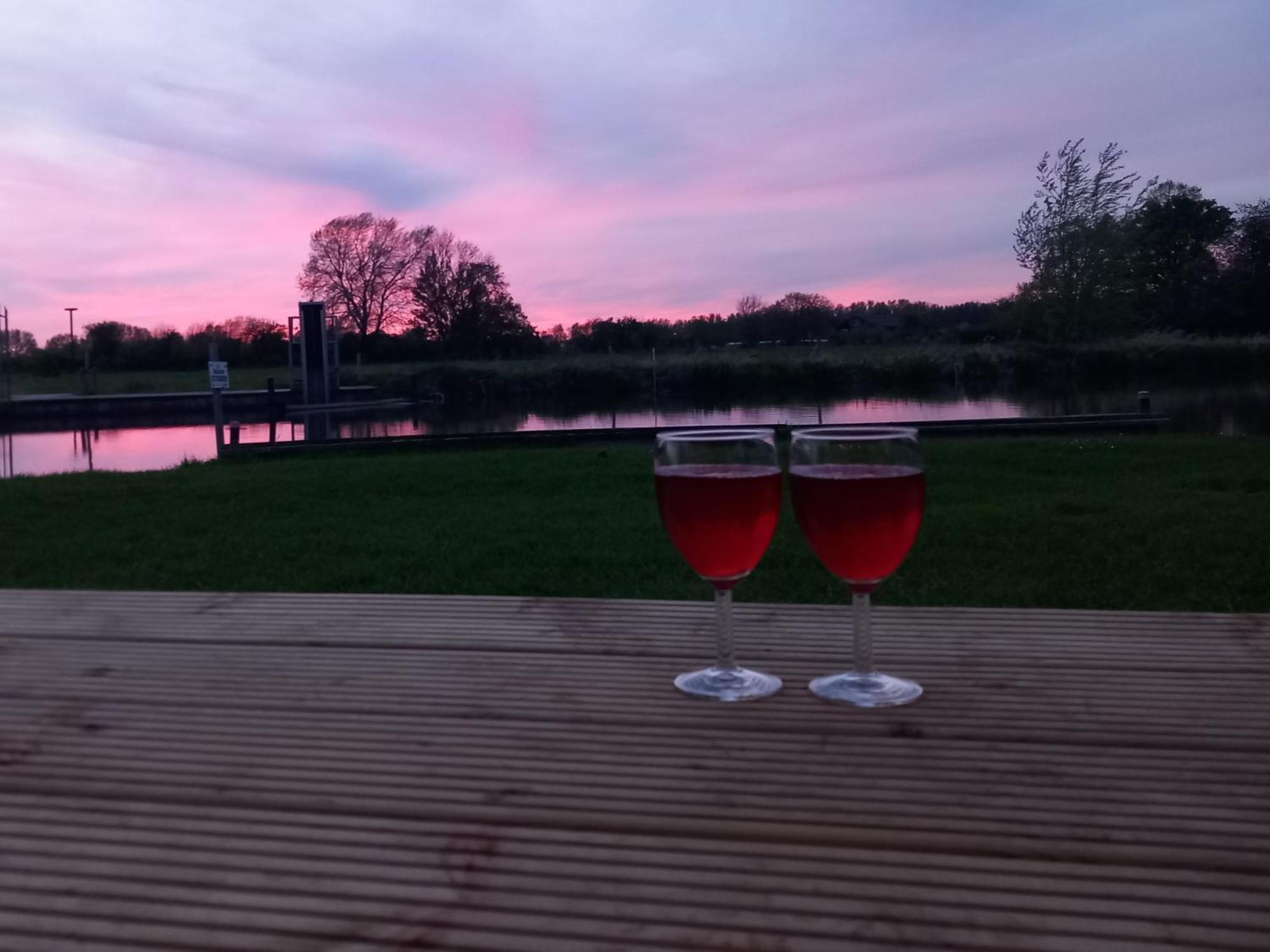Safari Lodge 'Linge-Zicht' 蒂尔 外观 照片